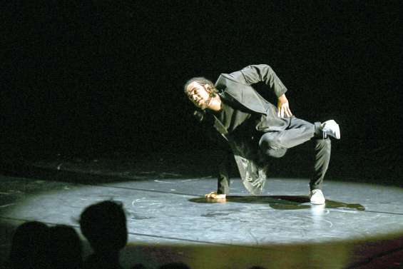 Le Chapitô et ses artistes se déploient à la tribu d'Unia