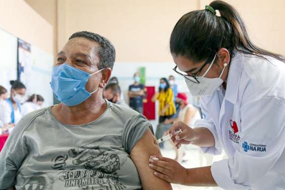 Covid-19 : le vaccin chinois CoronaVac moins efficace contre le variant Gamma