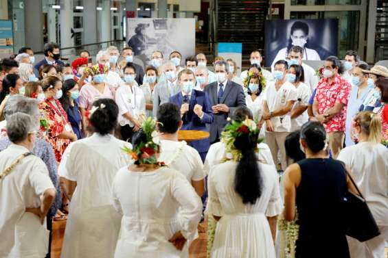 [Evénement] Emmanuel Macron débute sa visite en Polynésie par un appel à la vaccination