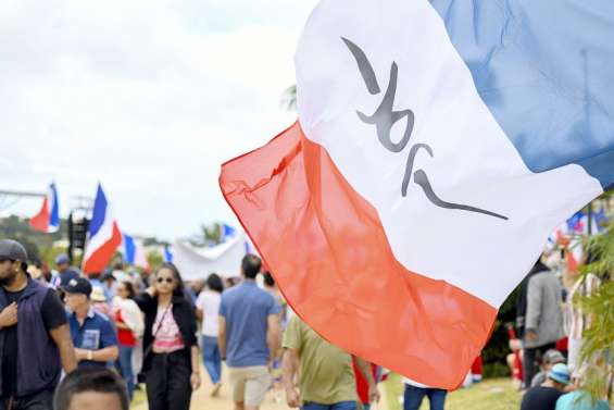 Référendum : les loyalistes veulent l'unité