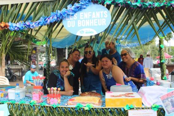 Les initiatives des quartiers de Nouméa mises à l'honneur place des Cocotiers