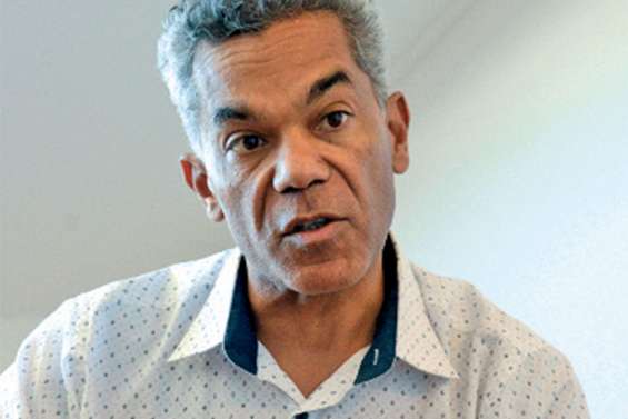 « Une microtaxe sur les flux financiers »