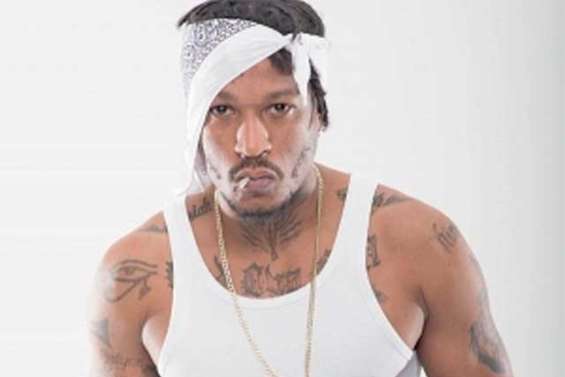 Daddy Mory sur le Caillou en avril