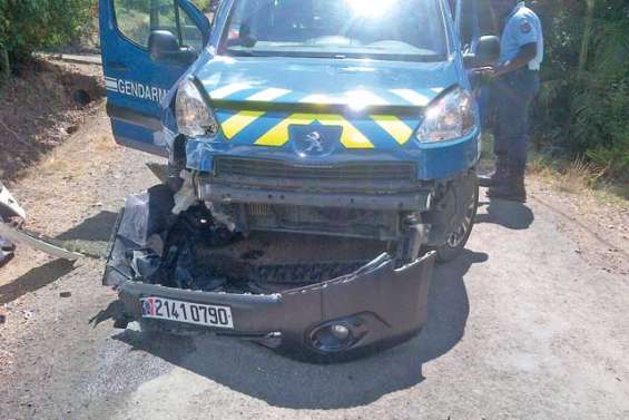 À 150 km/h dans le village de La Foa  pour échapper aux gendarmes