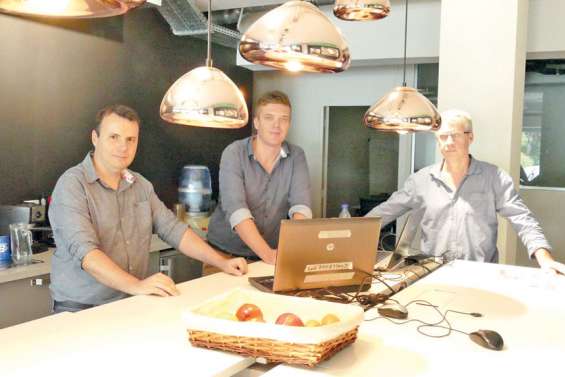 Une pyramide s’effondre à Nouméa