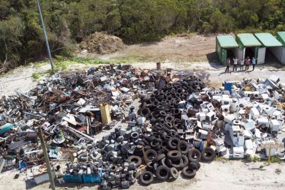 La lutte contre les déchets bat son plein à Nengoné