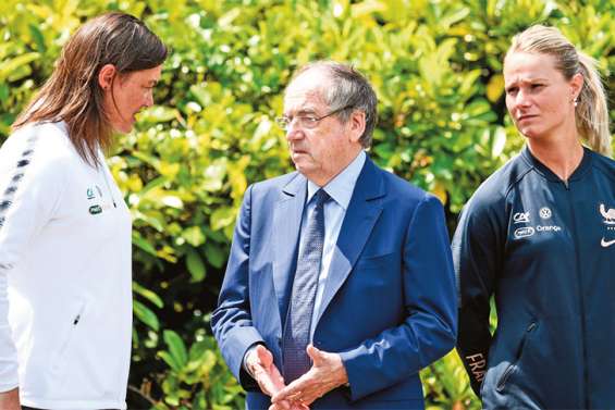 « Vieilles histoires », élection et tensions