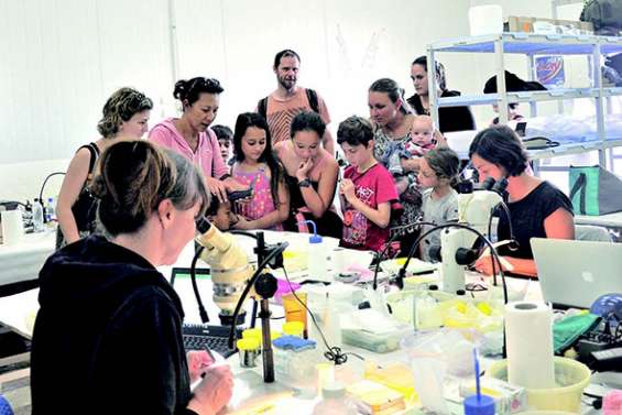 Le public dans les coulisses de l’expédition « La Planète revisitée »