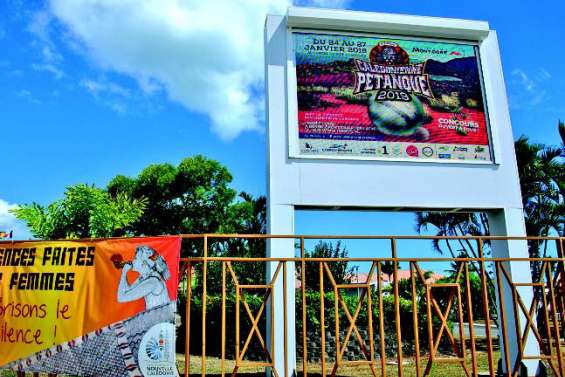 Deux nouveaux panneaux numériques d’information