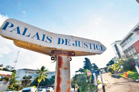 Ils volaient des voitures entre Nouméa et Canala : quatorze jeunes condamnés