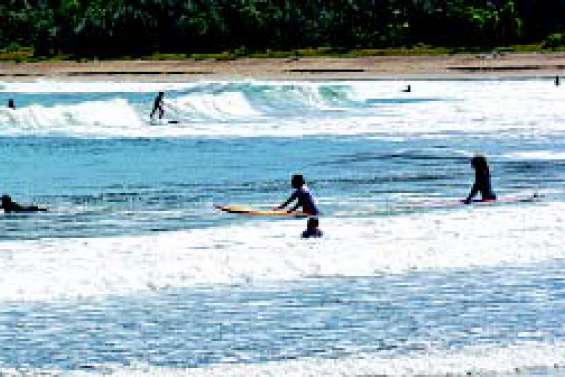 Les vagues de la Roche-Percée font des heureux