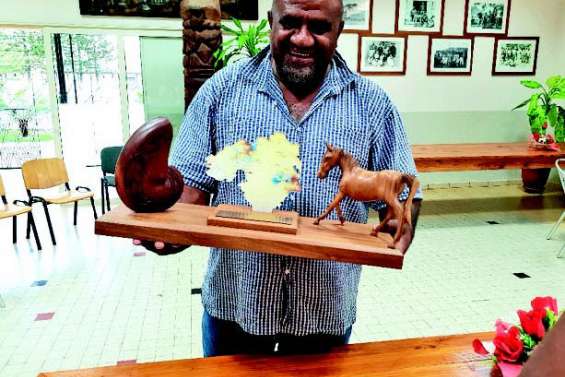 Promotion pour le secrétaire général de la mairie