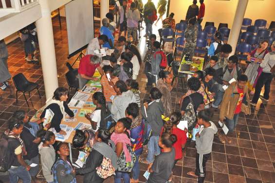 Des lycées de la Grande Terre invités à Maré