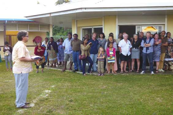 Le proviseur quitte Lifou pour l’Iran