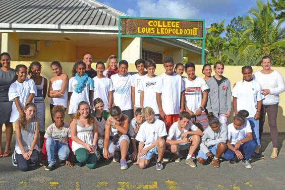 Les collégiens ouvrent  une nouvelle voie chez les Kiwis