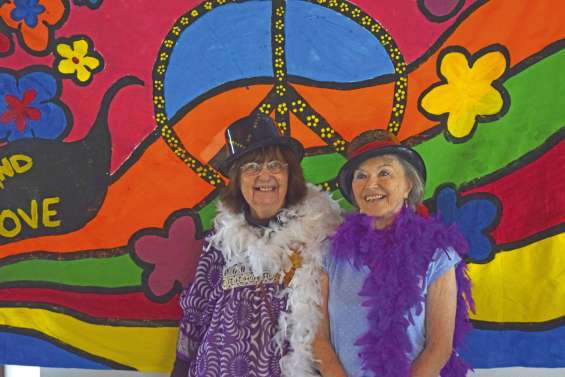 L’amitié s’affiche sous la case des communautés