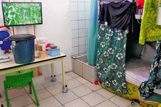 Dans les murs de Nuutania