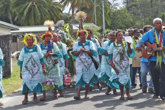 La Fête du waleï rassemble touristes et habitants à la tribu de Héo