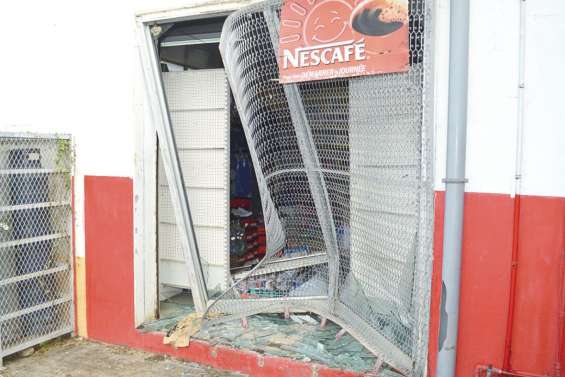 Prison ferme pour les auteurs des « casses bélier » de Bourail