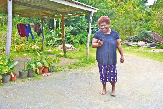 A N’Dé, les habitants pourront enfin appeler depuis chez eux