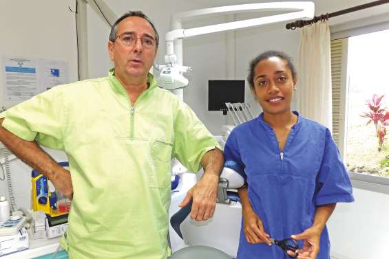 La première assistante dentaire à Vao