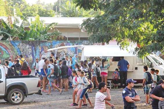 Les bonbons bannis, les frites en sursis