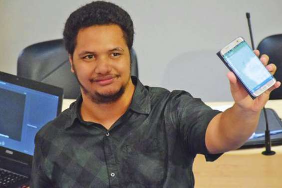 Il crée une appli pour ne pas rater le bus