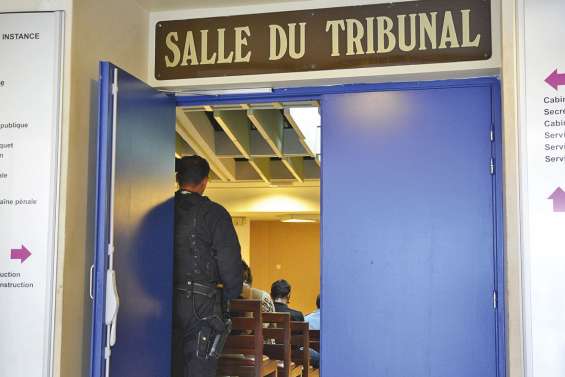 Un spécialiste de boxe thaïe jugé pour une bagarre en boîte