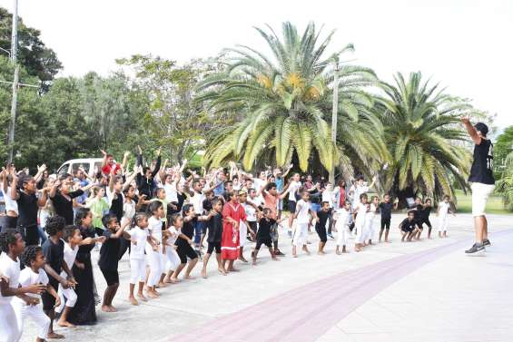 Un échange autour de la danse