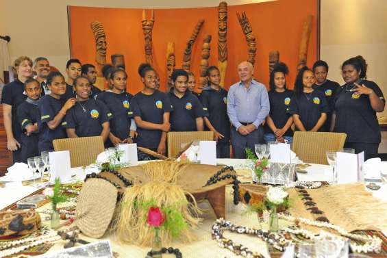 Les scolaires invités du haut-commissaire