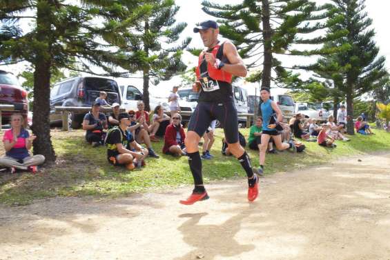 Mickaël Leclerq gagne à Farino