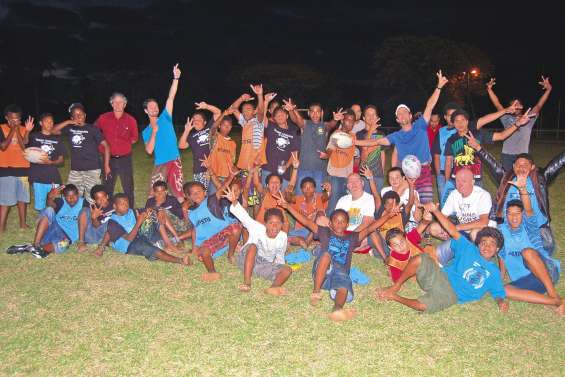 Une rencontre amicale autour du rugby
