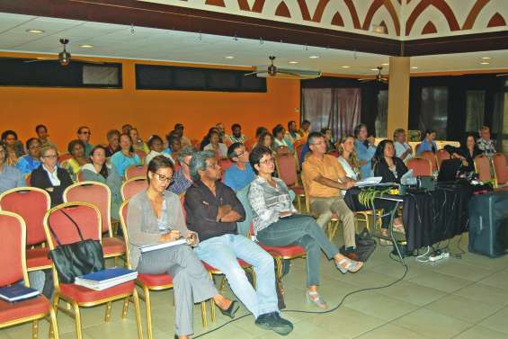 Réunis pour la scolarisation des enfants handicapés