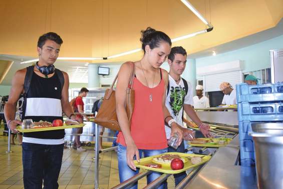 Les lycéens luttent contre  le gaspillage alimentaire