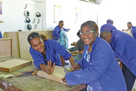 Formés à la petite menuiserie 