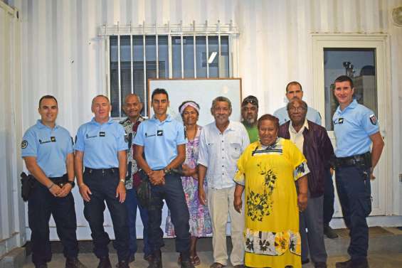 Quand les gendarmes rencontrent les coutumiers