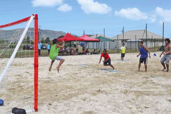 Une première pour le beach handball