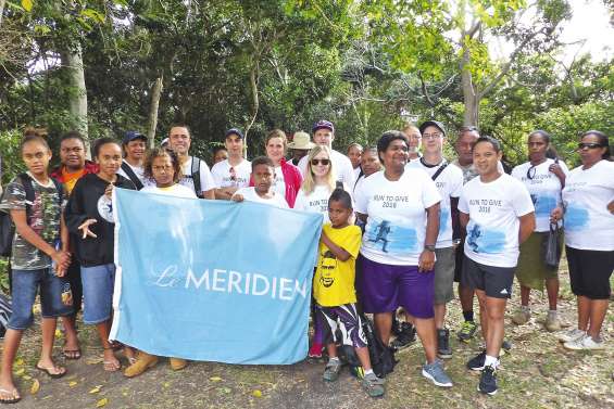 Une marche en soutien aux pompiers volontaires