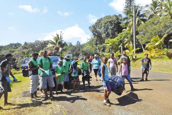 115 sacs de déchets  ramassés en deux jours