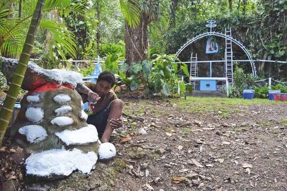 Les jeunes s’activent et embellissent leur lieu de vie
