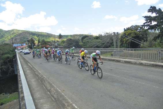 La passerelle pour spectatrice