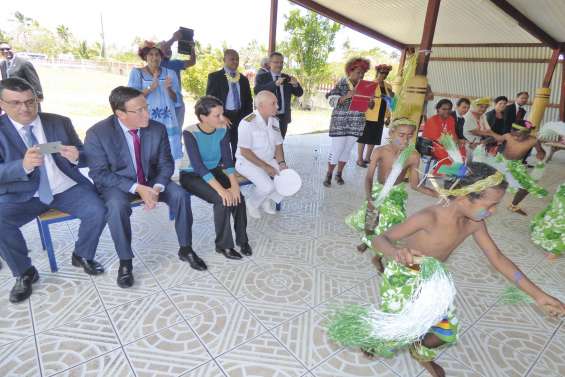 L’enseignement des langues kanak au cœur de la visite ministérielle