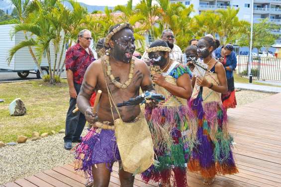 Bientôt un véritable jumelage avec Luganville ?