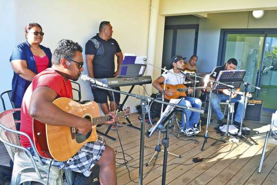 Pause musicale pour les patients du centre de soins et de réadaptation