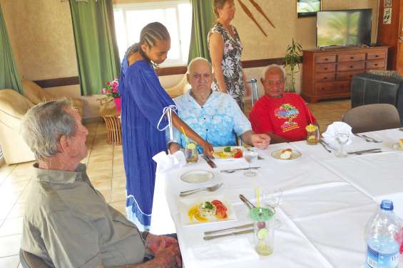 Un déjeuner citoyen avec les seniors