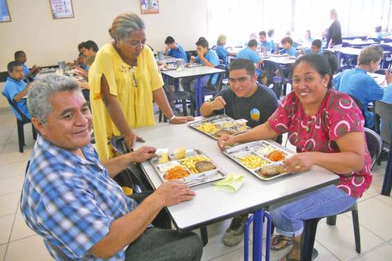 Les parents retournent au collège