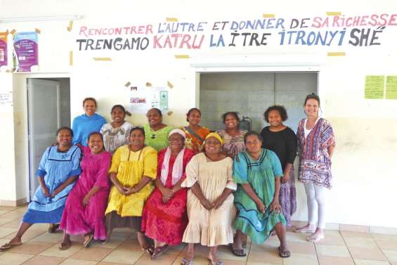 Des personnes à l’écoute des victimes de violences