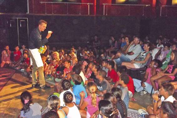 La cuisine en paroles gourmandes au centre Francis-Rossi