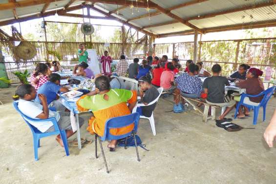 Vingt-sept animateurs en formation