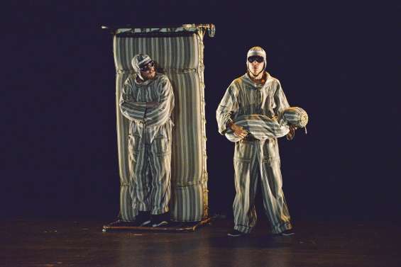 Caillasse : enfermé(s) dans un rêve